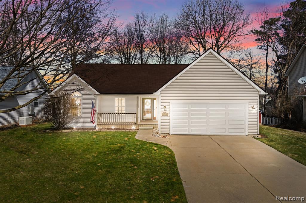755 1st Street Fenton, MI 48430 - Photo 1 of 35