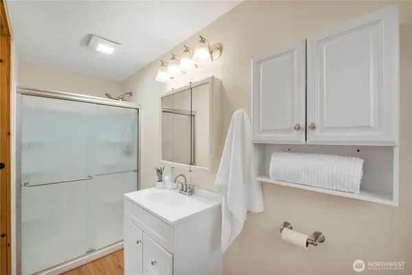 $495,500 | 1975 Wilson Avenue, Enumclaw, WA 98022