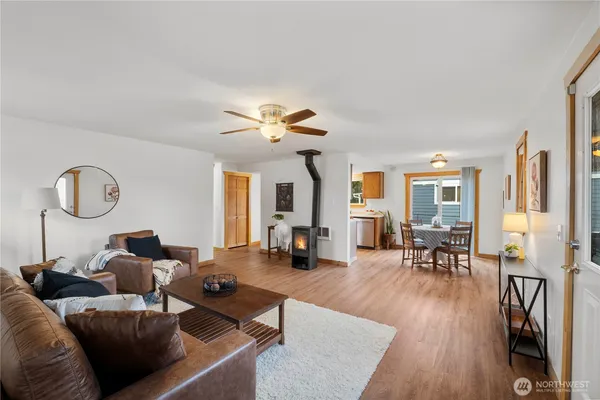 $495,500 | 1975 Wilson Avenue, Enumclaw, WA 98022