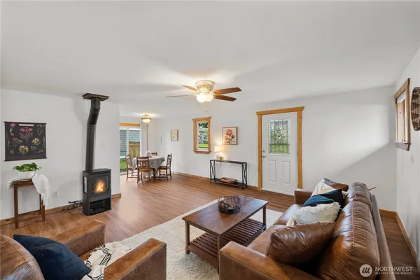 $495,500 | 1975 Wilson Avenue, Enumclaw, WA 98022