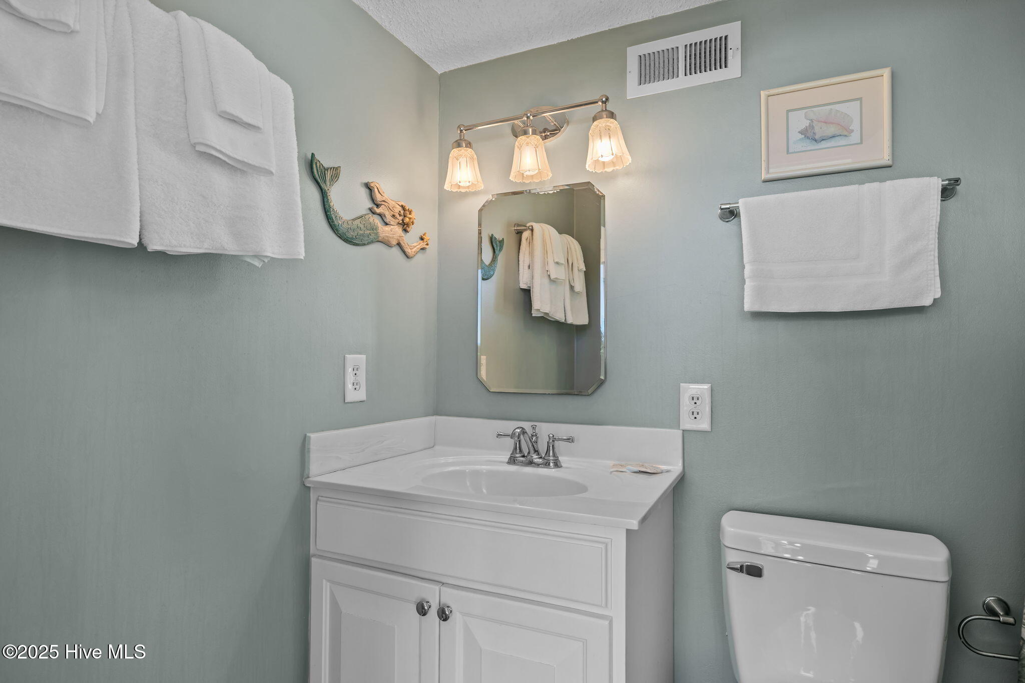 2305 West Fort Macon Road, Unit 101 Atlantic Beach, NC 28512 - Photo 14 of 20 Full Bath 2