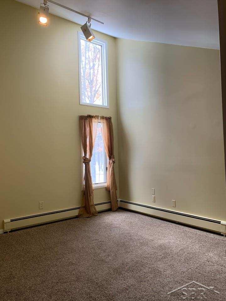 1110 North Graham Road Saginaw, MI 48609 - Photo 15 of 24 Upstairs