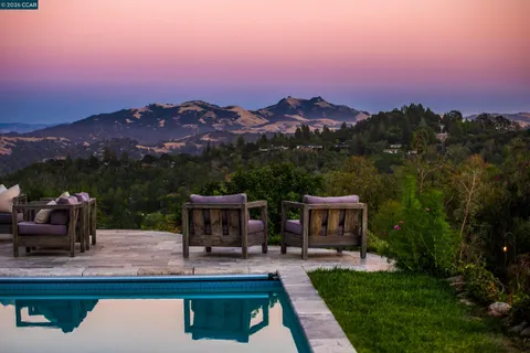 $4,550,000 | 33 Deer Trail, Lafayette, CA 94549