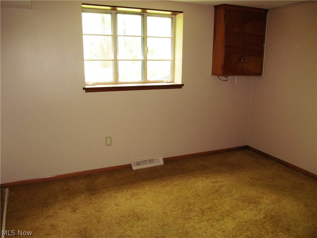 7690 Webster Road Middleburg Heights, OH 44130 - Photo 17 of 21