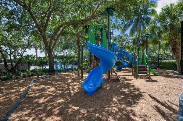 $849,000 | 653 Castle Drive, Palm Beach Gardens, FL 33410