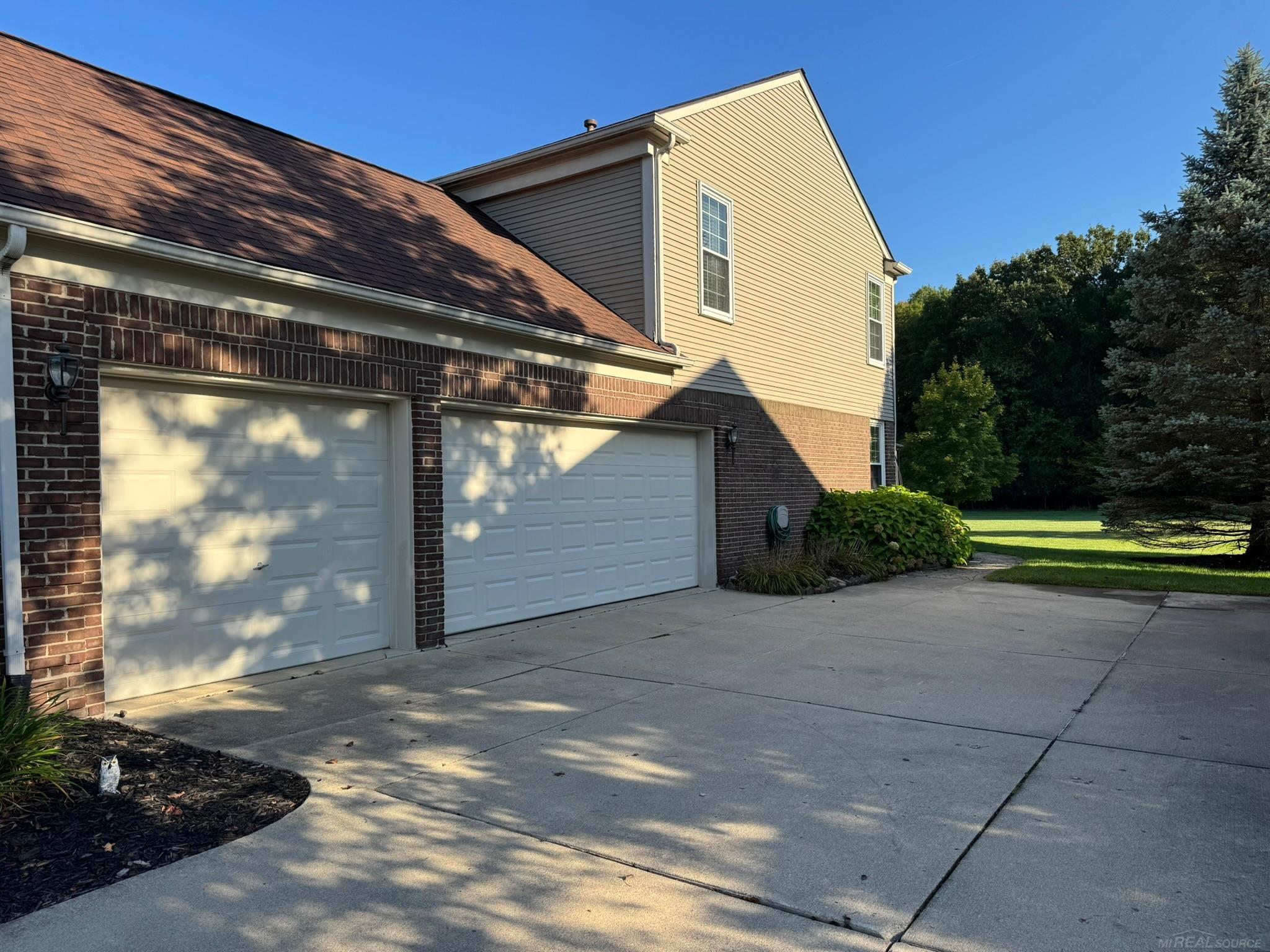 48805 Rockefeller Drive Canton, MI 48188 - Photo 3 of 69