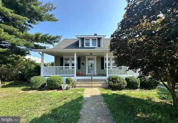 $3,000 | 15 College Avenue, Glassboro, NJ 08028