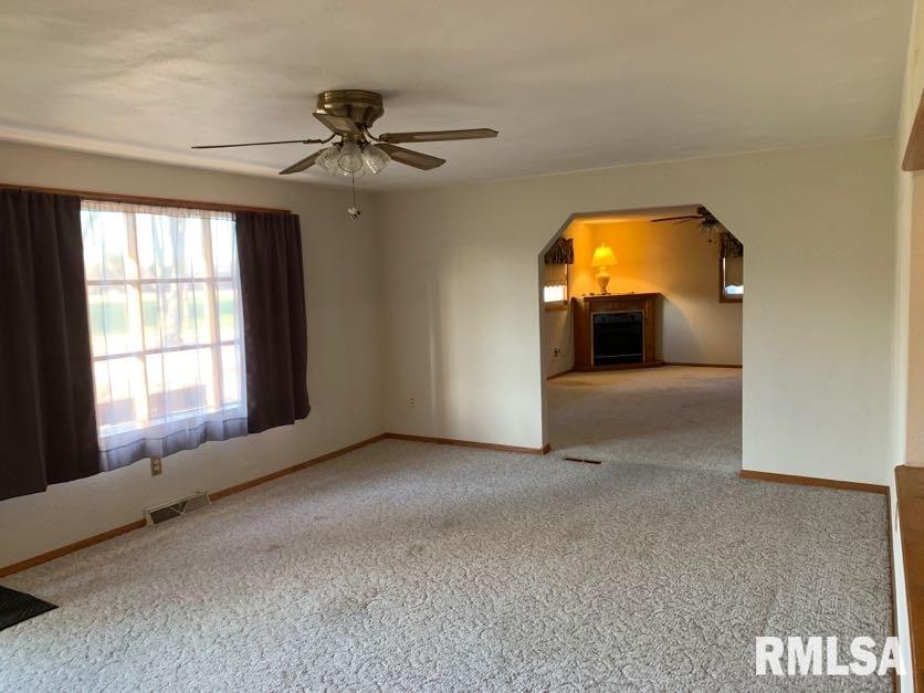 16622 West Garrett Road Glasford, IL 61533 - Photo 8 of 18 Gallery Image 8