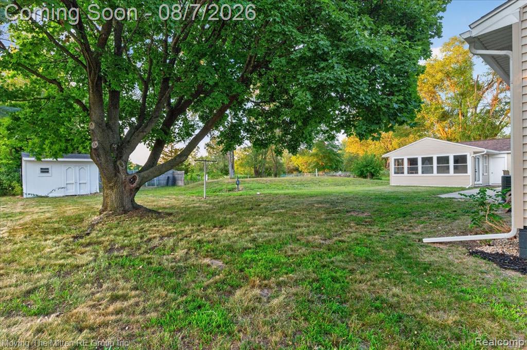 48166 Harris Road Belleville, MI 48111 - Photo 35 of 55 Gallery Image 35