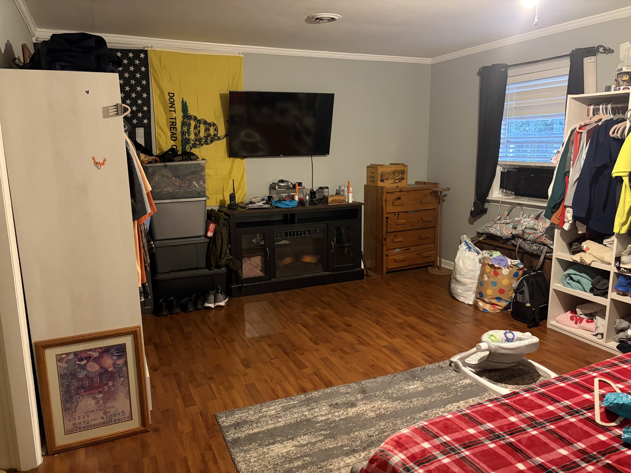 263 Hogan Road Gordonsville, TN 38563 - Photo 9 of 22 a view of a livingroom with furniture and a flat screen tv