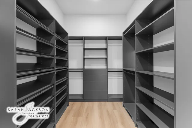 $1,350,000 | 6060 Rivers Gate, Casper, WY 82604