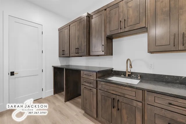 $1,350,000 | 6060 Rivers Gate, Casper, WY 82604