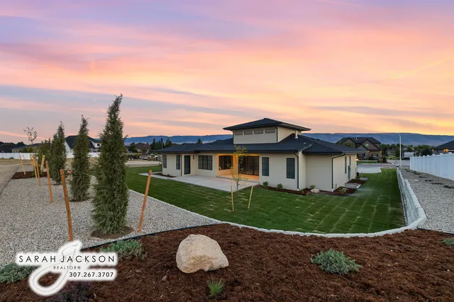 $1,350,000 | 6060 Rivers Gate, Casper, WY 82604