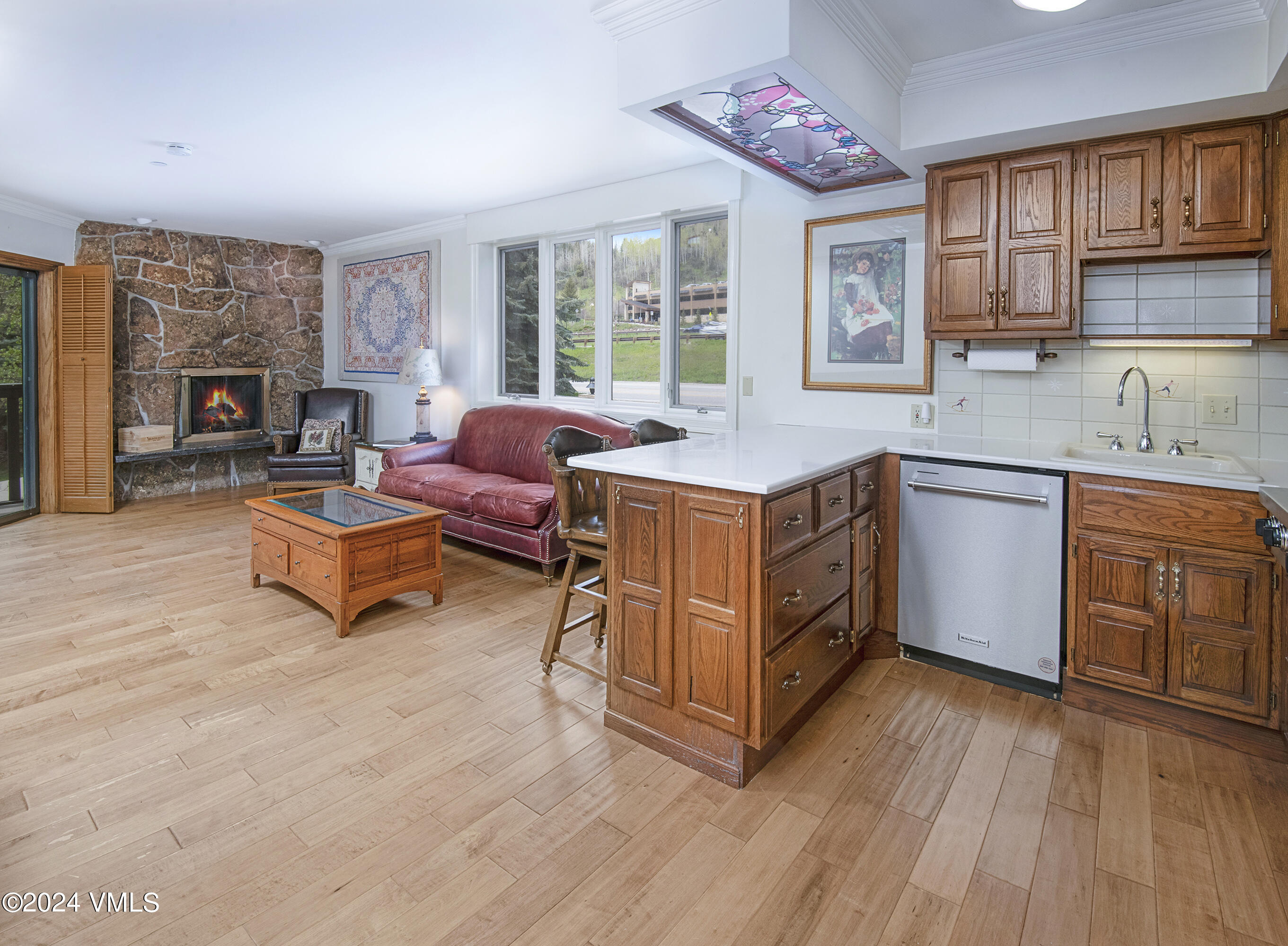 548 South Frontage Road West, Unit 209 Vail, CO 81657 - Photo 3 of 28 Westwind-209-Web_03