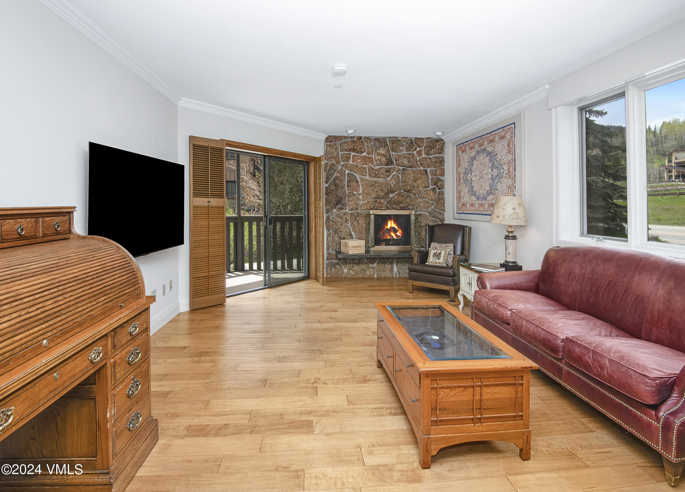 548 South Frontage Road West, Unit 209 Vail, CO 81657 - Photo 4 of 28 Westwind-209-Web_04