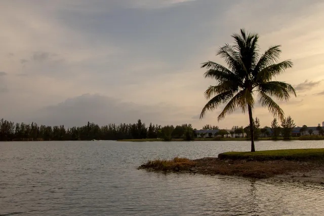 $424,900 | 4065 Crystal Lake Drive, Deerfield Beach, FL 33073