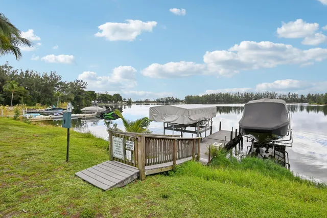 $424,900 | 4065 Crystal Lake Drive, Deerfield Beach, FL 33073