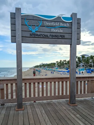 $424,900 | 4065 Crystal Lake Drive, Deerfield Beach, FL 33073