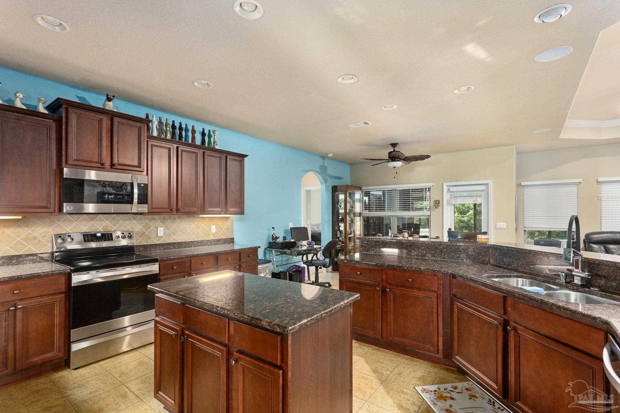 5930 Rustic Ridge Circle Milton, FL 32570 - Photo 13 of 45 Gallery Image 13