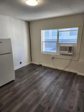 $1,345 | 50 North Federal Highway, Unit 1, Dania Beach, FL 33004