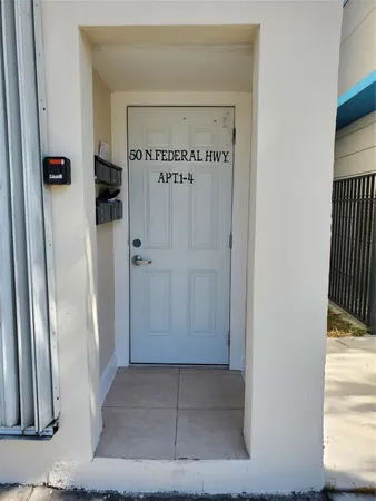 $1,345 | 50 North Federal Highway, Unit 1, Dania Beach, FL 33004
