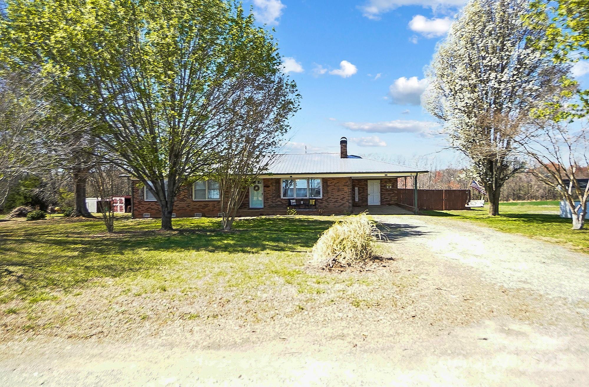 976 Pointview Lane Lincolnton, NC 28092 - Photo 2 of 43 a view of a house with a yard