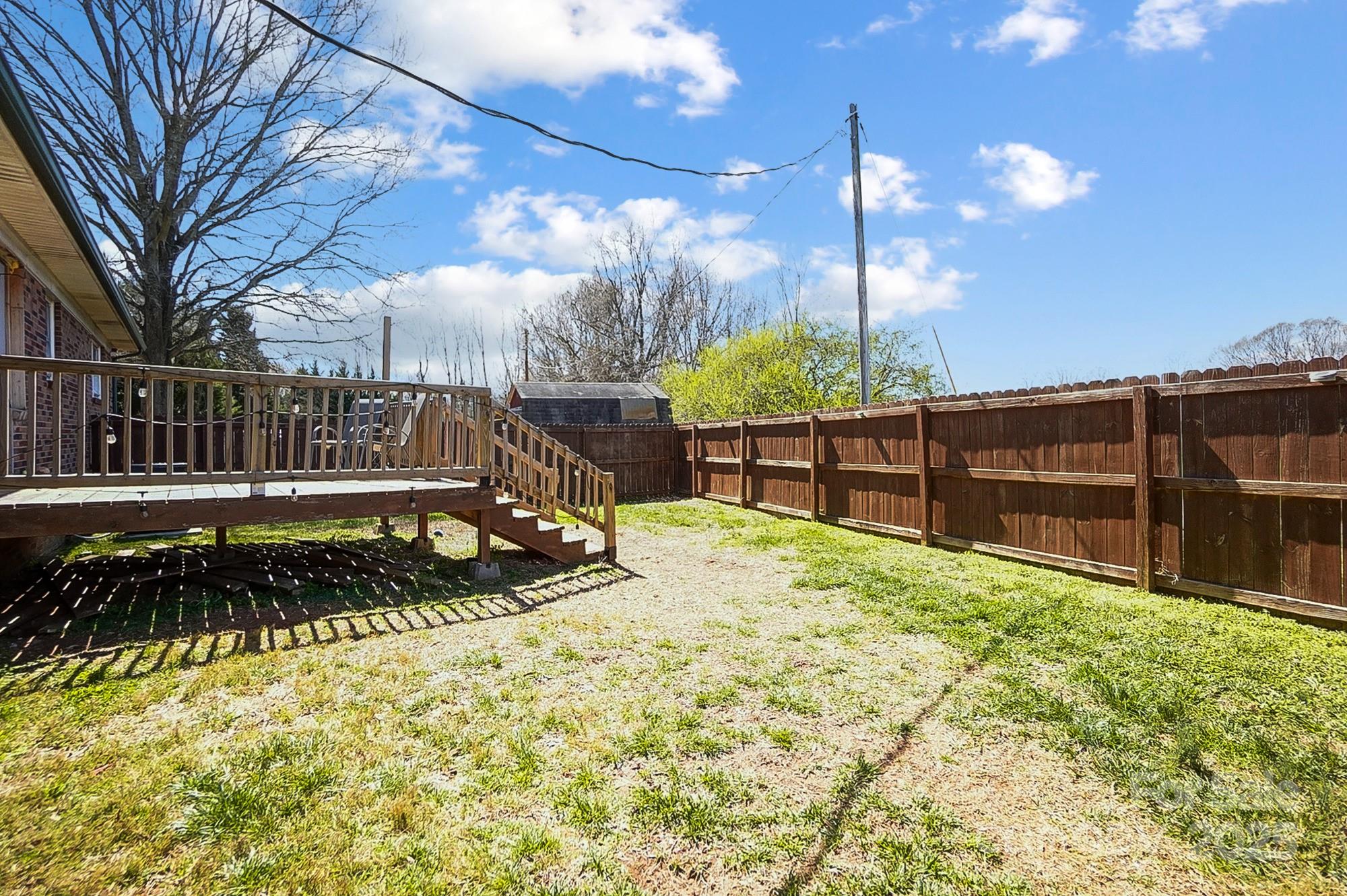 976 Pointview Lane Lincolnton, NC 28092 - Photo 43 of 43 a view of a backyard