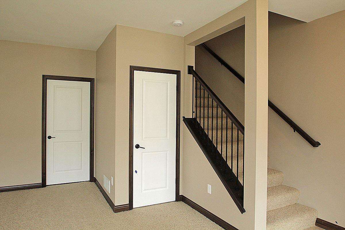 731 Mission Point Road Iowa City, IA 52245 - Photo 10 of 25 Gallery Image 10
