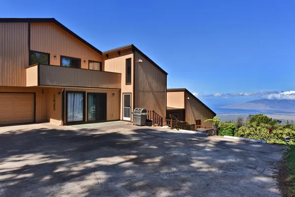 $2,750,000 | 16 Kekaulike Avenue, Kula, HI 96790