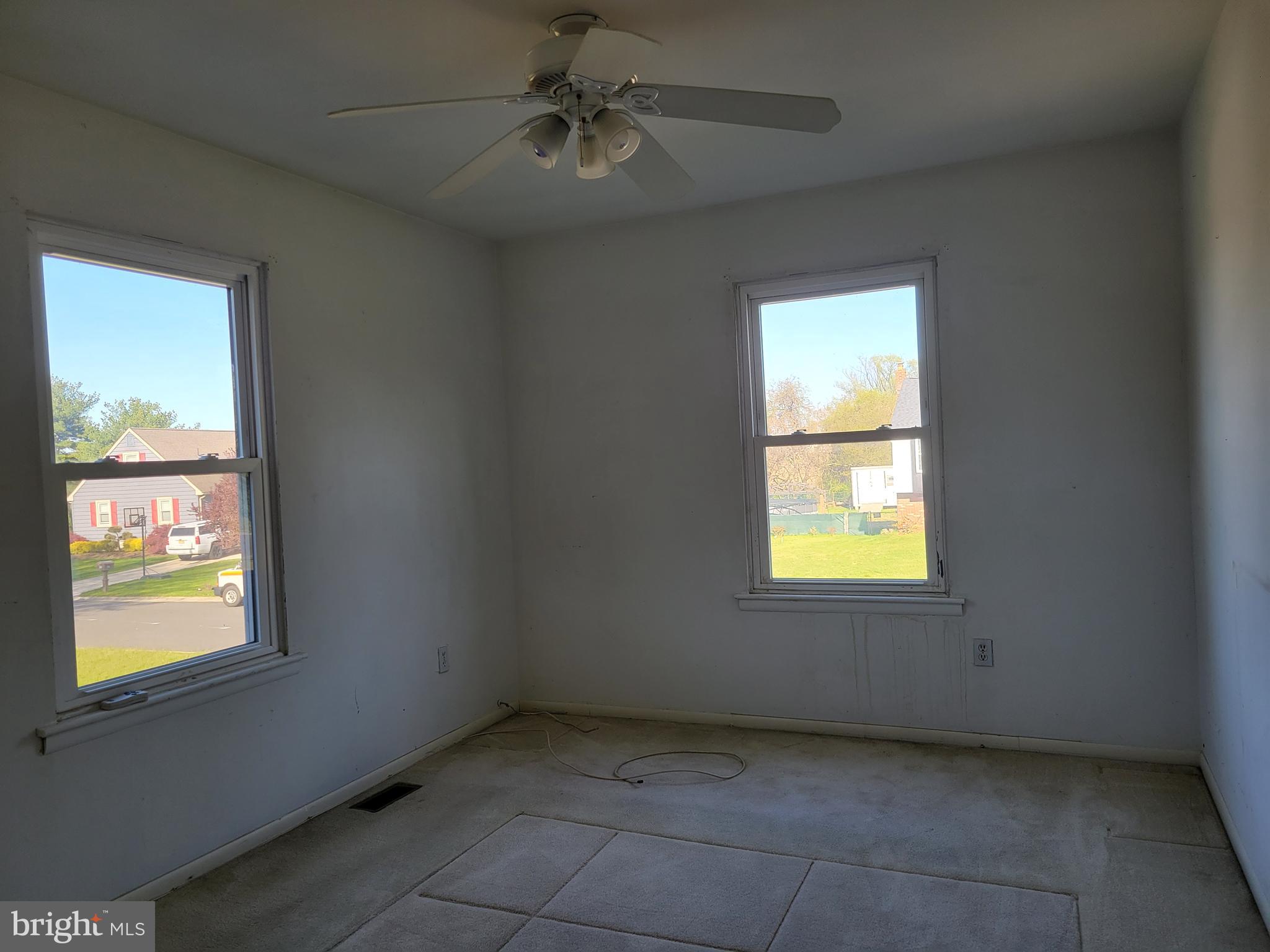 422 Apple Road Beverly, NJ 08010 - Photo 20 of 29 Bedroom #3