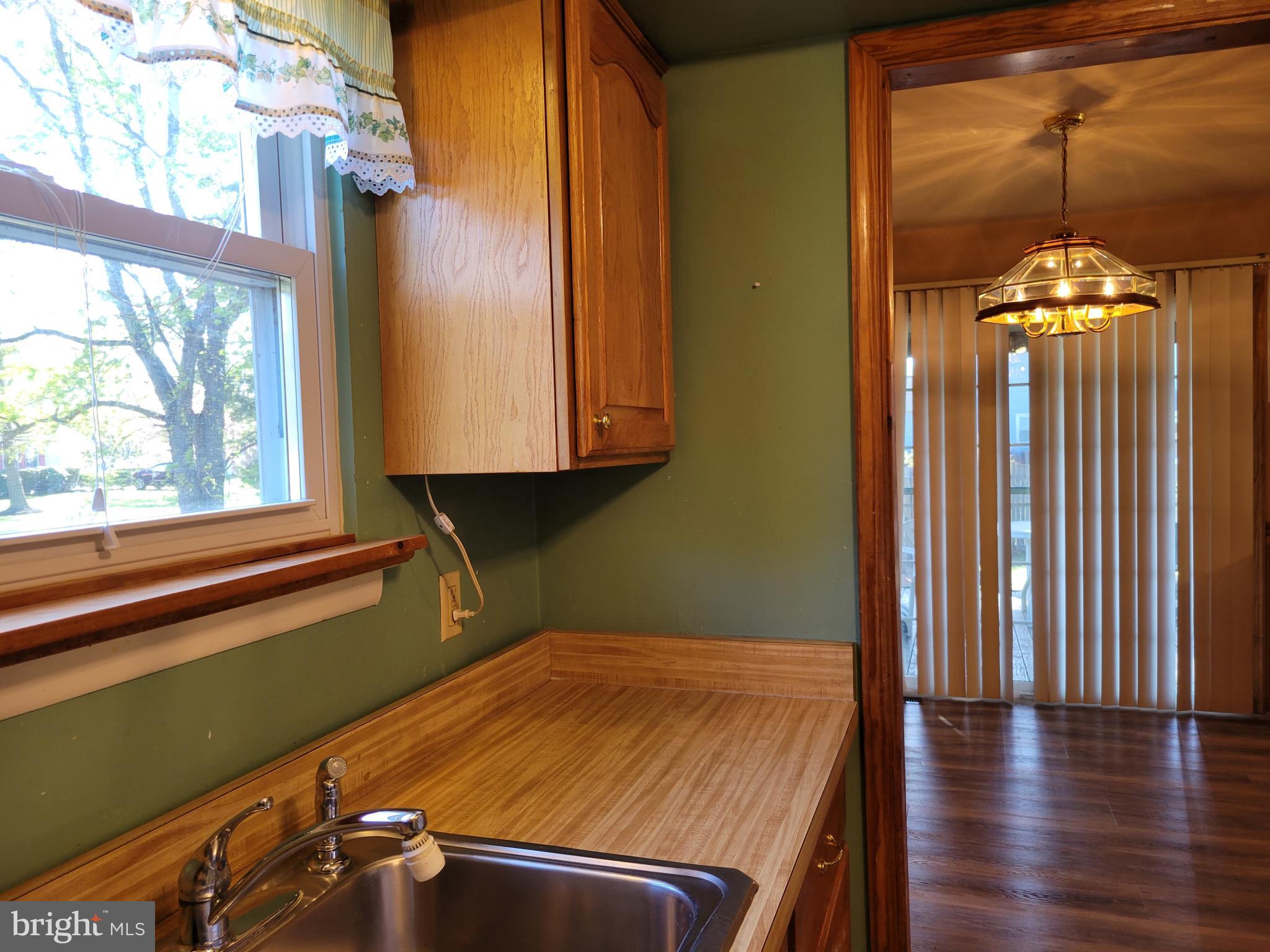 422 Apple Road Beverly, NJ 08010 - Photo 8 of 29 Kitchen next to Breakfast Rm