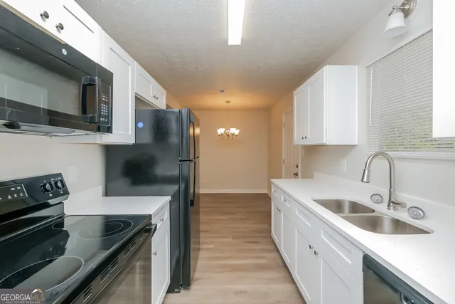 $2,445 | 7768 Antebellum Lane, Riverdale, GA 30274