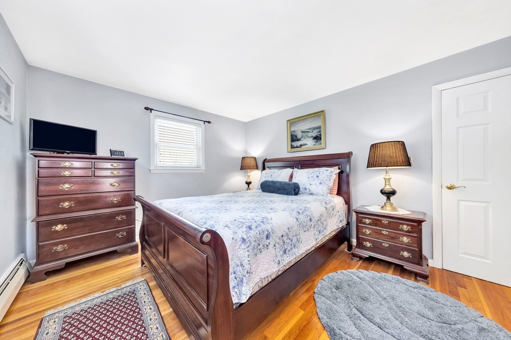 18 Surrey Road Woburn, MA 01801 - Photo 16 of 30 Gallery Image 16