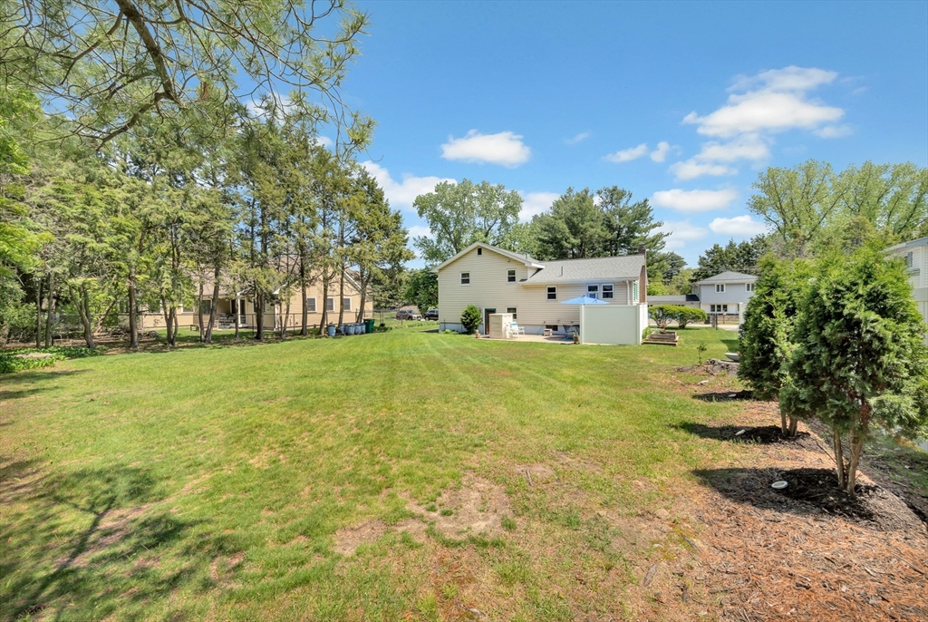 18 Surrey Road Woburn, MA 01801 - Photo 27 of 30 Gallery Image 27
