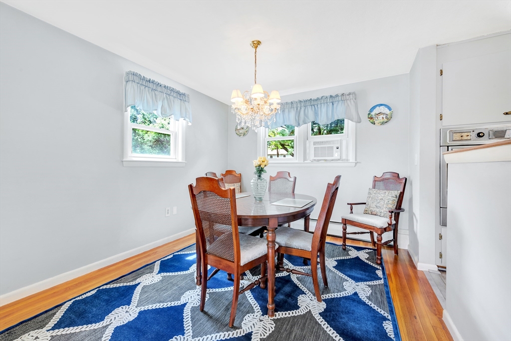 18 Surrey Road Woburn, MA 01801 - Photo 9 of 30 Gallery Image 9