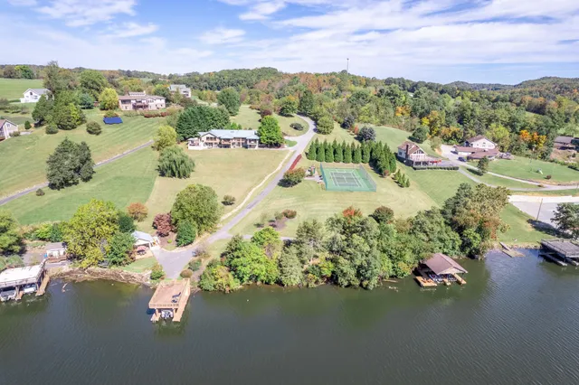 a view of a front door of the house