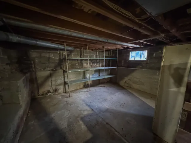 $165,000 | 316 East Cherry Street, Fremont, MI 49412