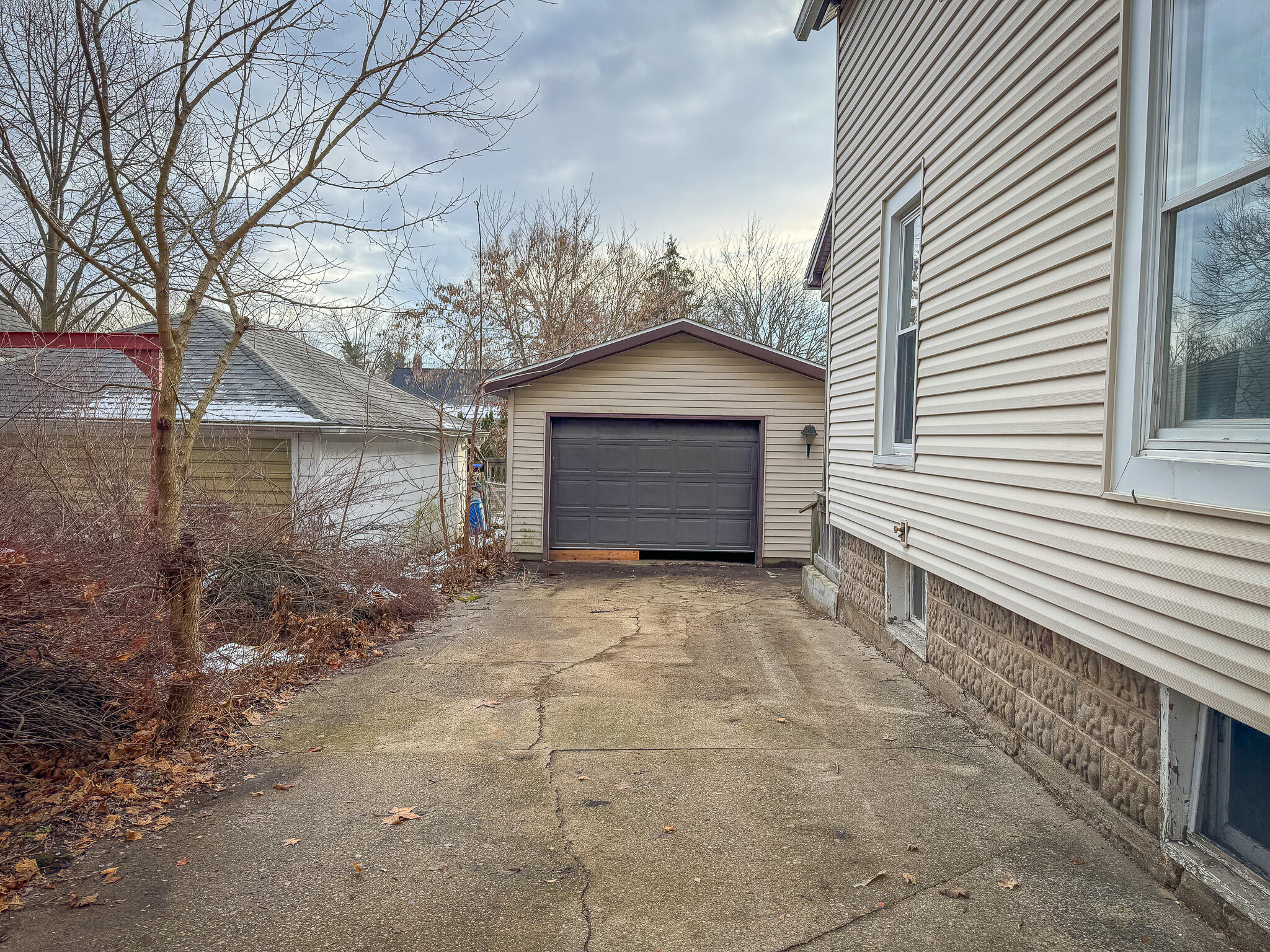 316 East Cherry Street Fremont, MI 49412 - Photo 34 of 52 IMG_5541