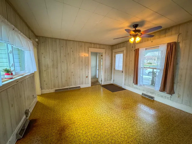 $165,000 | 316 East Cherry Street, Fremont, MI 49412