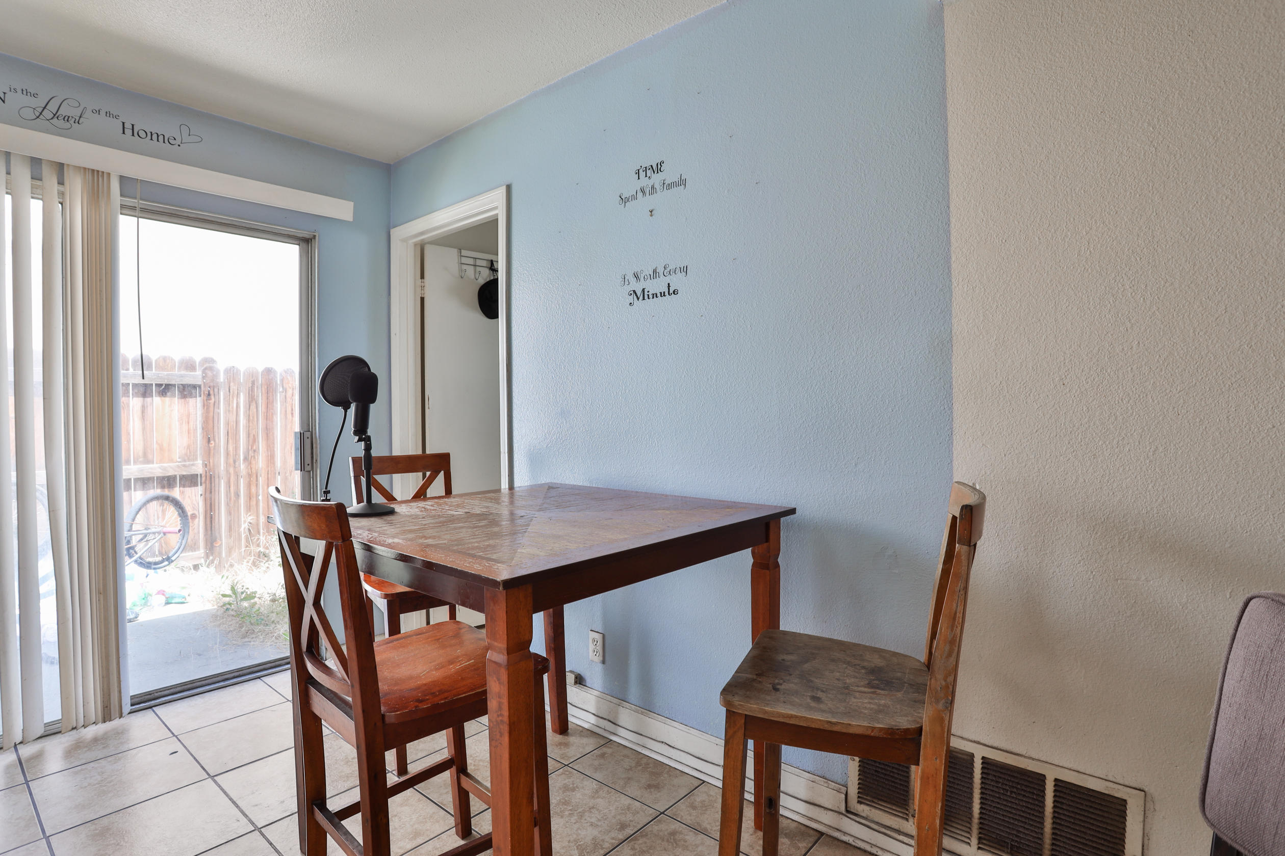 464 Riverside Avenue Rialto, CA 92376 - Photo 27 of 33 a view of a workspace with furniture and window