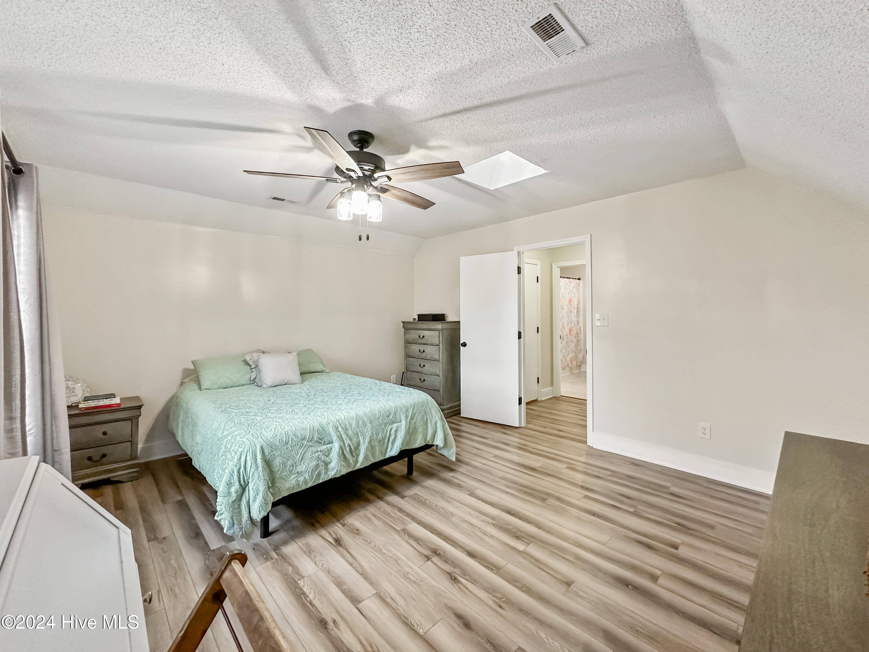694 Haws Run Road Jacksonville, NC 28540 - Photo 18 of 49 Master's Suite