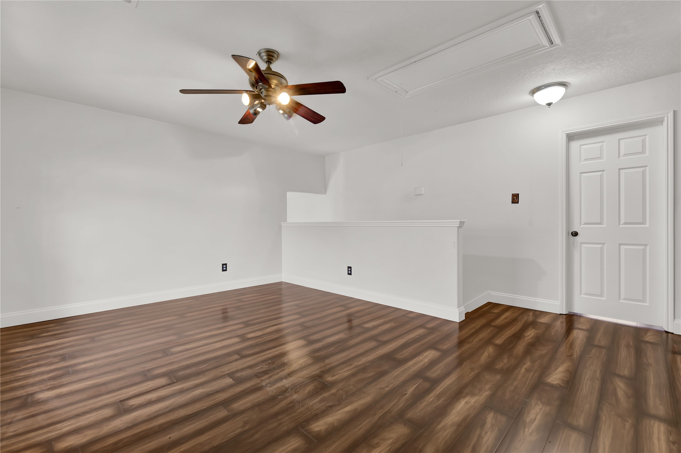 1906 Rock Ridge Drive Houston, TX 77049 - Photo 18 of 32