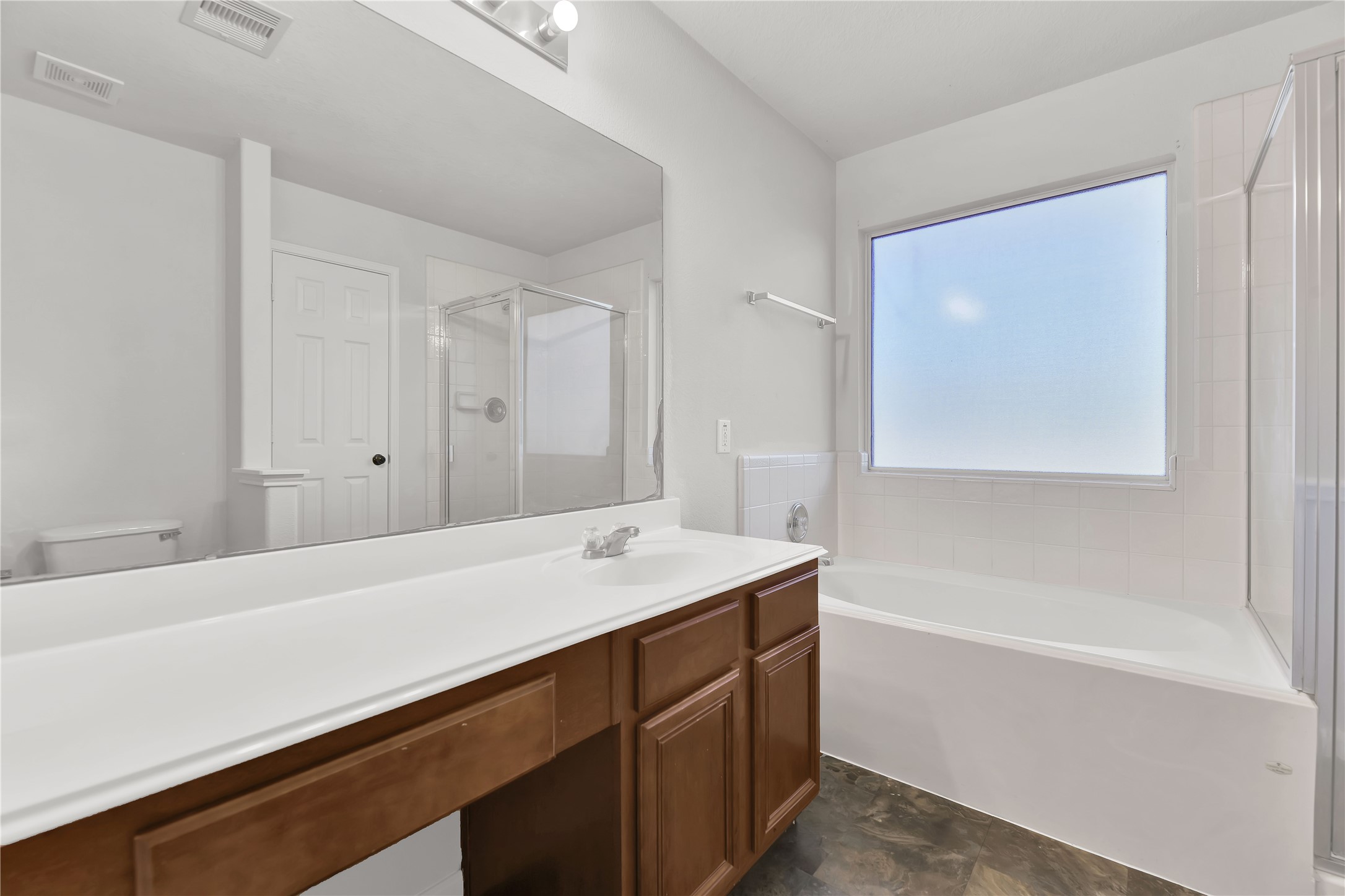 1906 Rock Ridge Drive Houston, TX 77049 - Photo 25 of 32