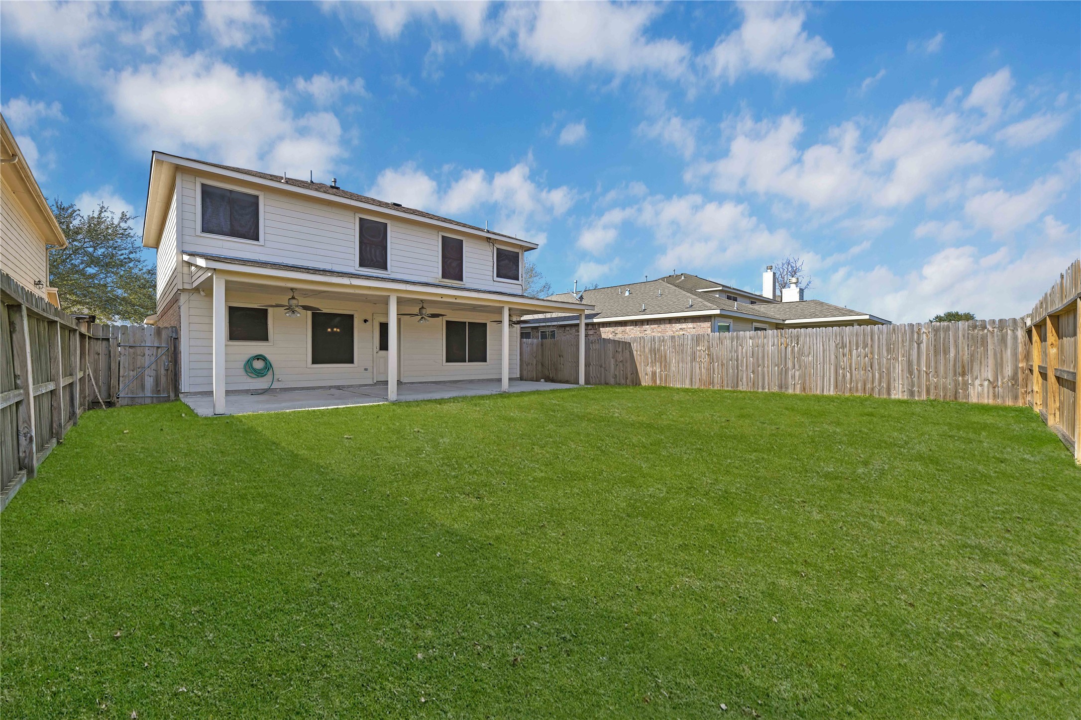 1906 Rock Ridge Drive Houston, TX 77049 - Photo 30 of 32 Backyard