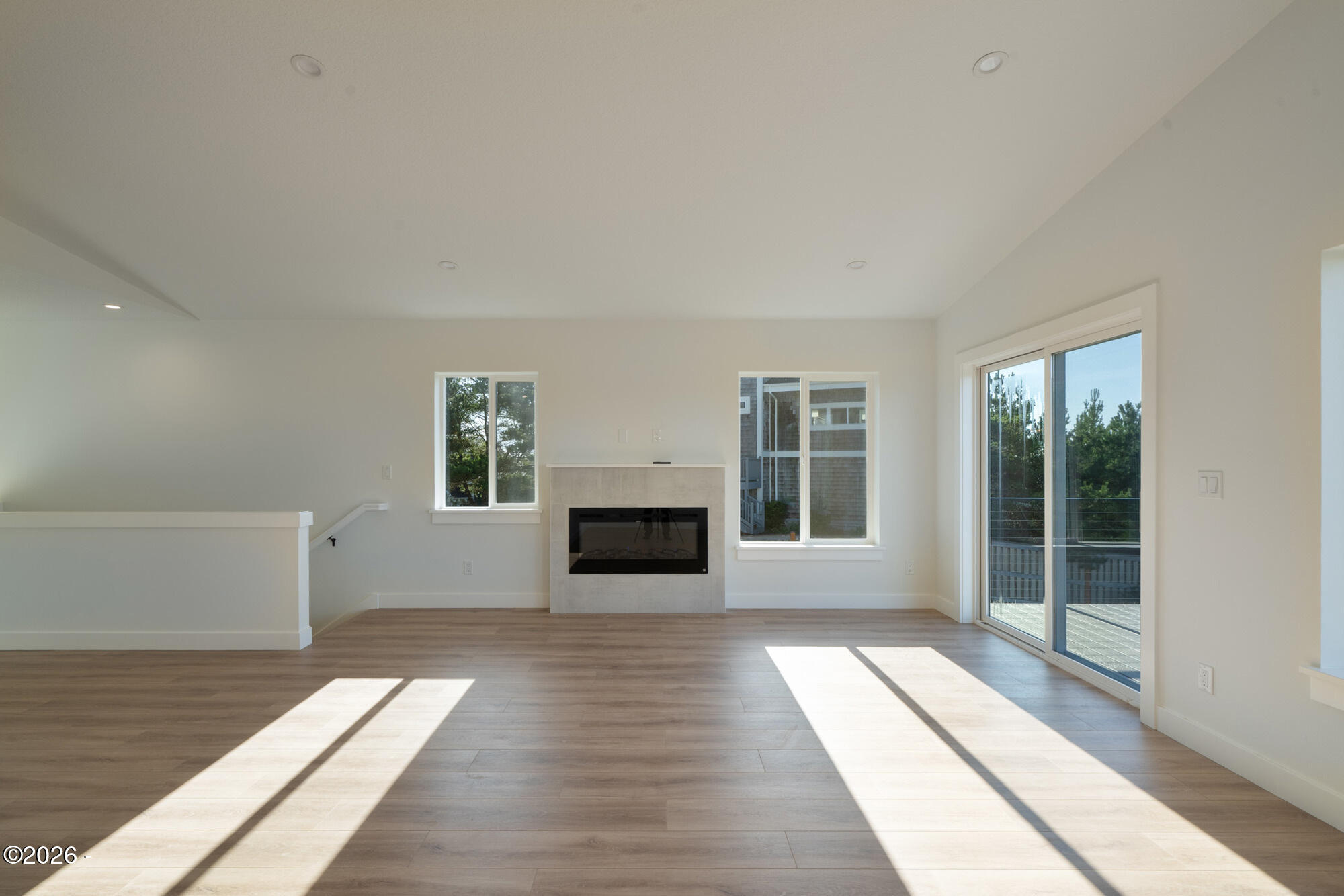 110 Crescent Street Tillamook, OR 97141 - Photo 5 of 39