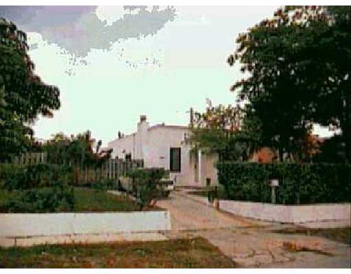 415 Colonial Road West Palm Beach, FL 33405 - Photo 1 of 2 Primary Photo