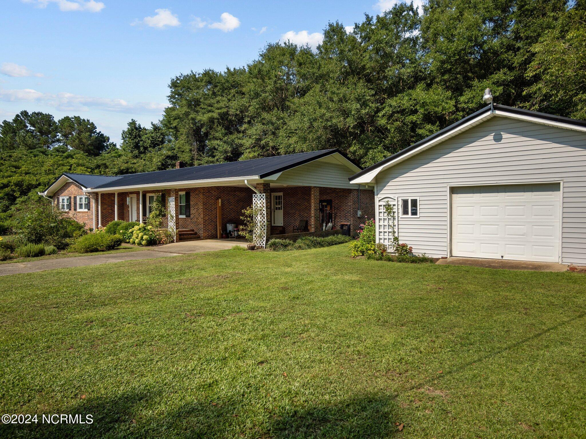 1996 Fountaintown Road Chinquapin, NC 28521 - Photo 40 of 52 49-web-or-mls-P7169635