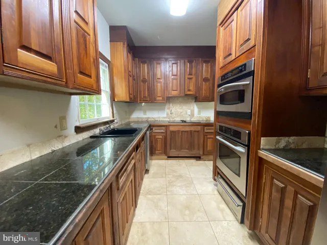 $3,000 | 3108 Mine Road, Fredericksburg, VA 22408