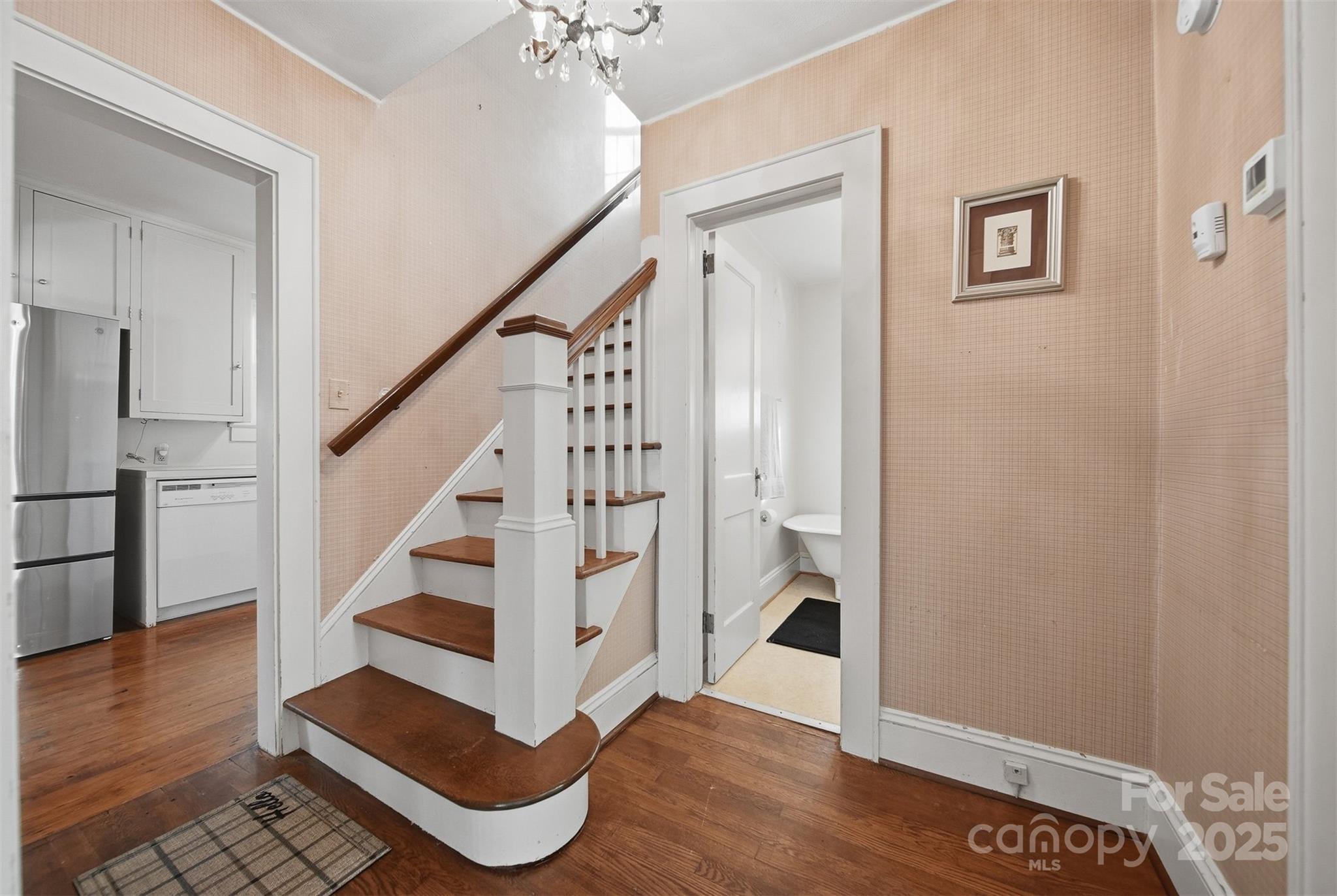323 4th St Place Southwest Hickory, NC 28602 - Photo 17 of 32 a view of entryway and hall with wooden floor