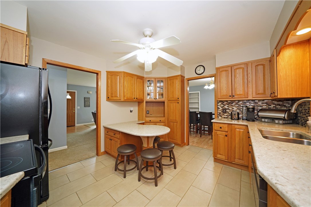 259 West 4th Street Corning, NY 14830 - Photo 10 of 28